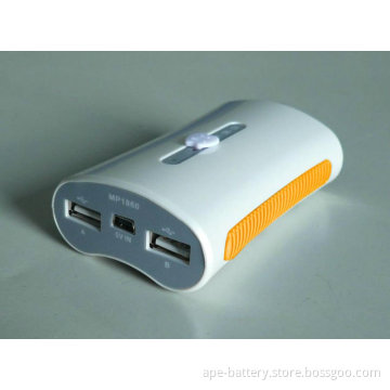 4400mAh portable mini universal battery charger